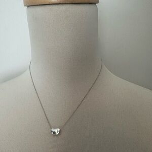 Tiffany Elsa Peretti small bean necklace in sterling silver